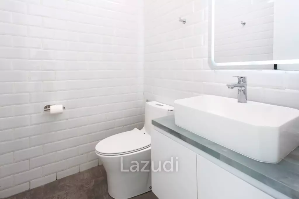 2 Bedroom Minimalist Leasehold Villa in Prime Batu Belig Seminyak walking distance to the Beach