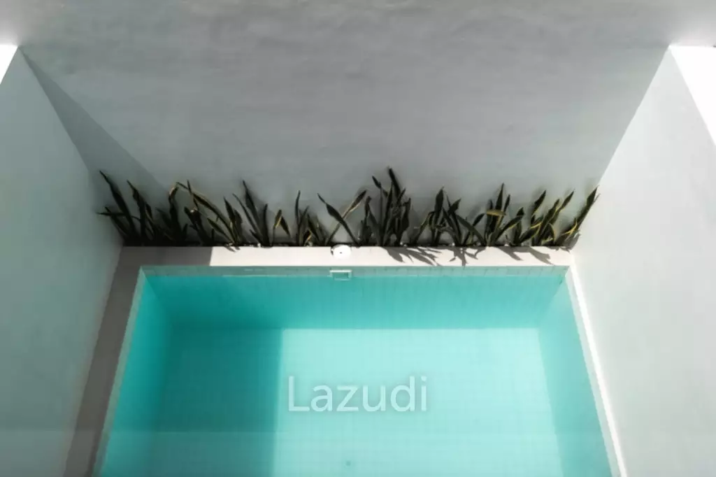 2 Bedroom Minimalist Leasehold Villa in Prime Batu Belig Seminyak walking distance to the Beach