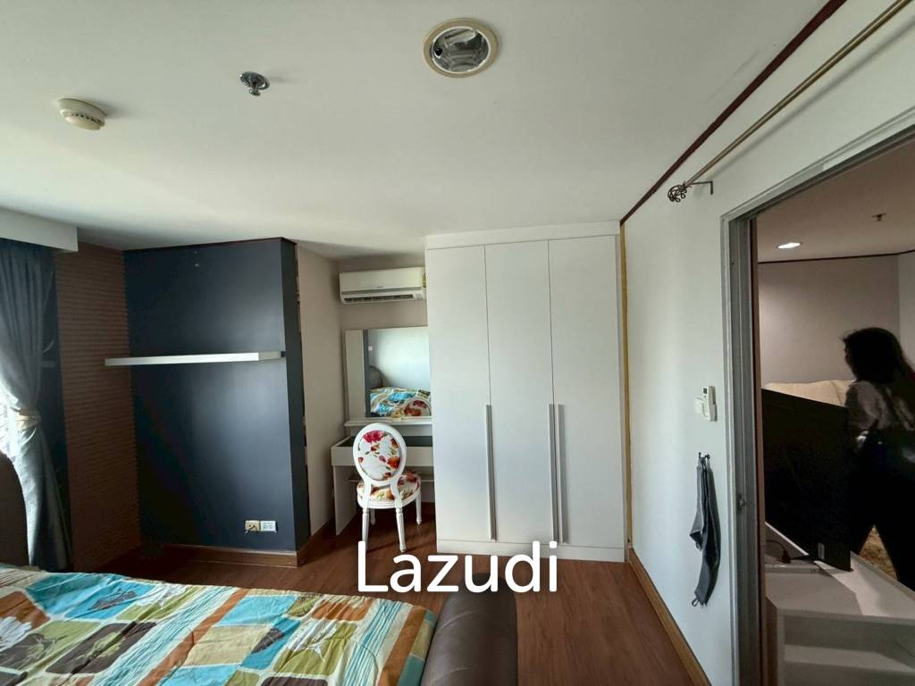 48 sqm 1 Bedroom Condo on 12A Floor at Belle Grand Rama 9 Huai Khwang