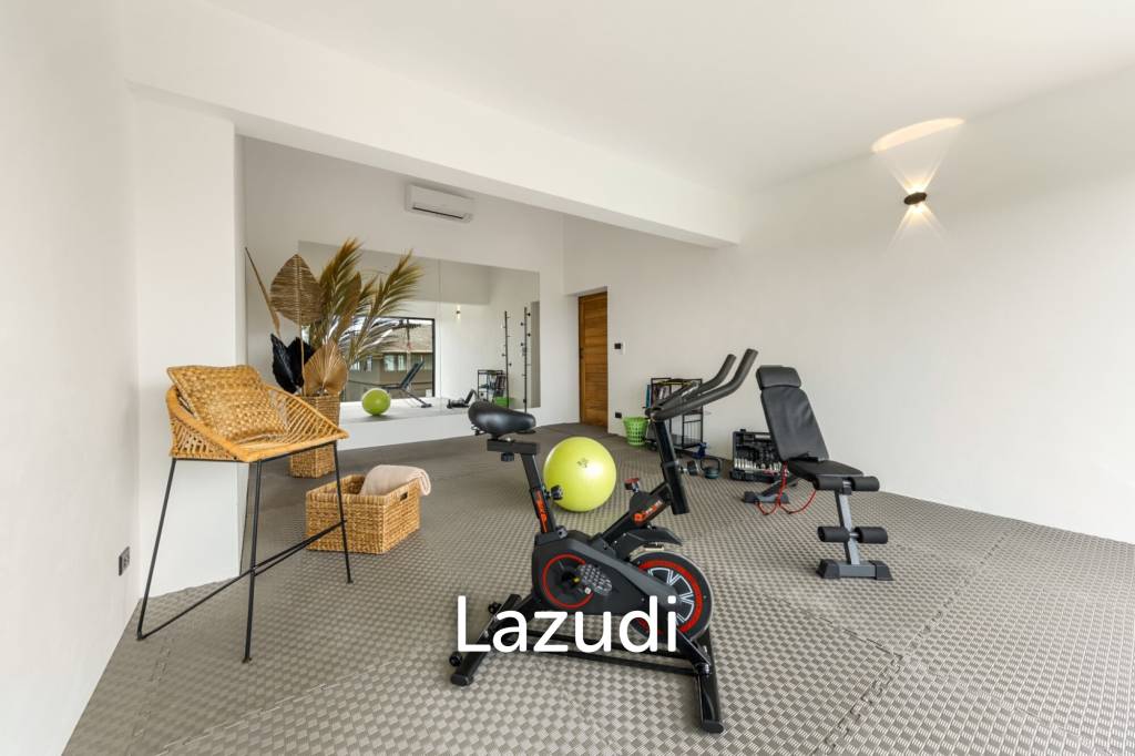 Stunning 3-Bed Sea View Villa on 700SQM Plot in Bo Phut Hills
