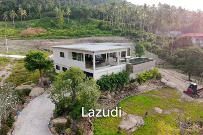 Private 3-Bedroom Sea & Mountain View Villa on Expansive Land in Taling Ngam