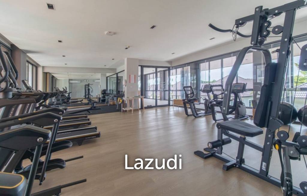 SUNSHINE PRESTIGE : LUXURY PENTHOUSE 2 BED CONDO WITH POOL VIEW