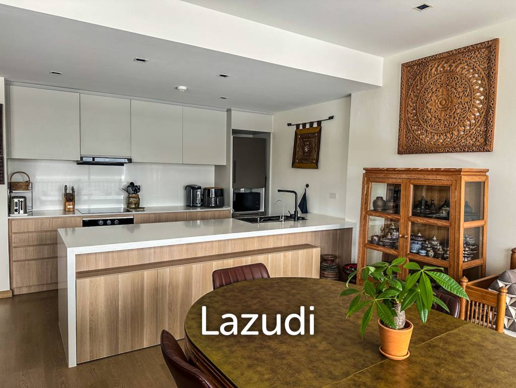 SUNSHINE PRESTIGE : LUXURY PENTHOUSE 2 BED CONDO WITH POOL VIEW