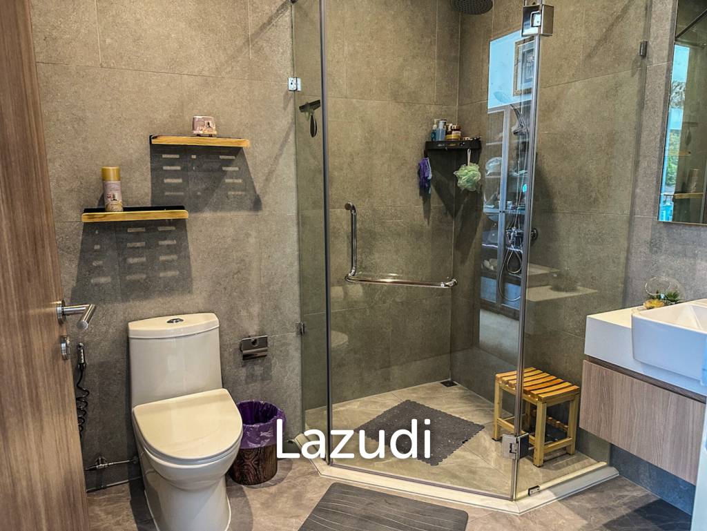 SUNSHINE PRESTIGE : LUXURY PENTHOUSE 2 BED CONDO WITH POOL VIEW