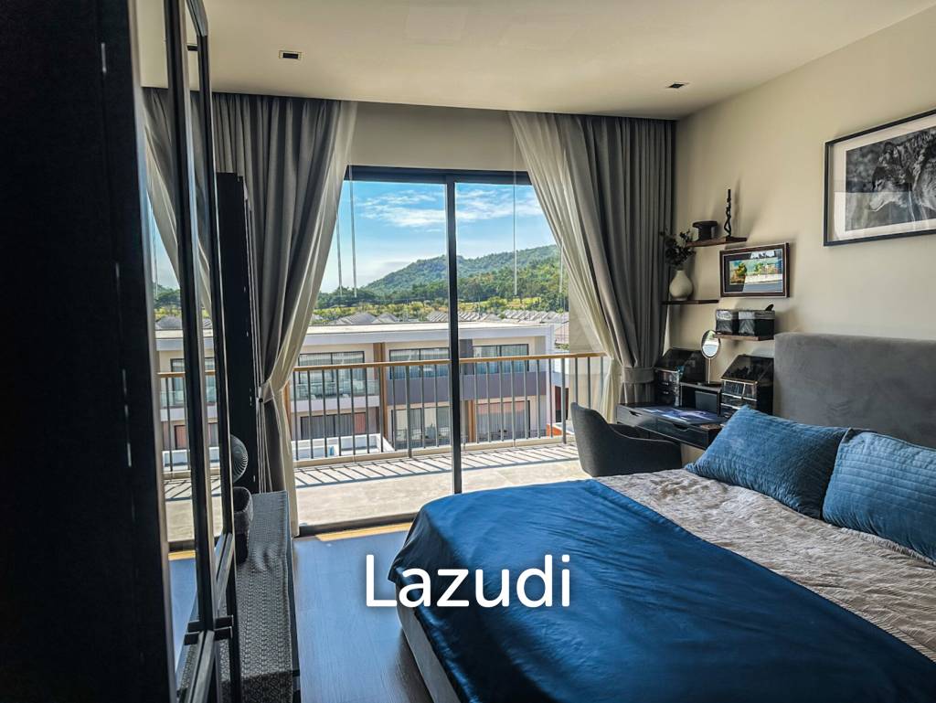 SUNSHINE PRESTIGE : LUXURY PENTHOUSE 2 BED CONDO WITH POOL VIEW