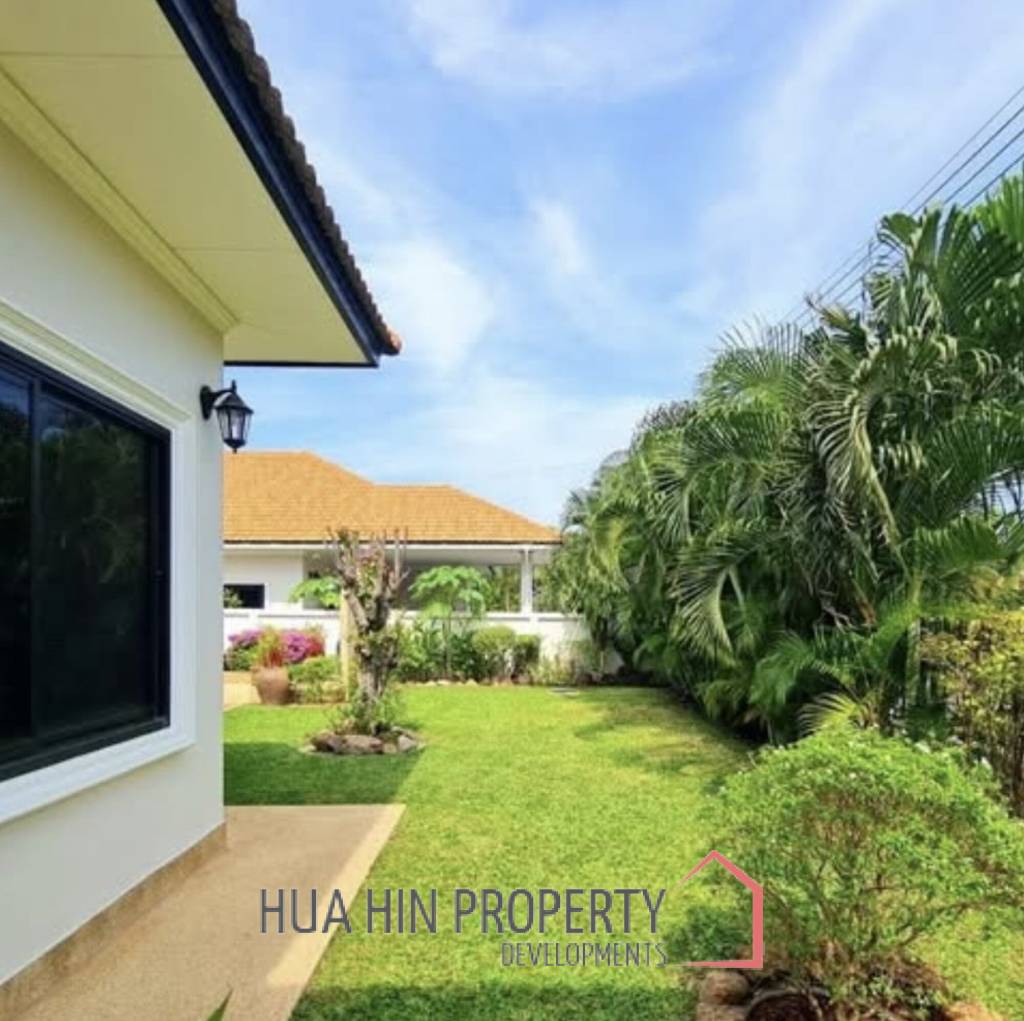 ORCHID VILLA  :3 bed pool villa