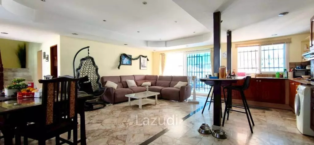 3 Beds 3 Baths 185 SQ.M. River Side Villa