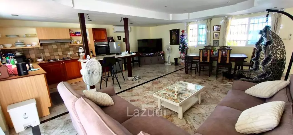 3 Beds 3 Baths 185 SQ.M. River Side Villa