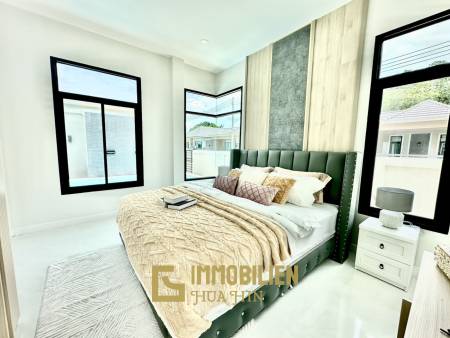 privater Pool / 4 Schlafzimmer + 4 Bäder / nah zu Geschäften und Restaurants