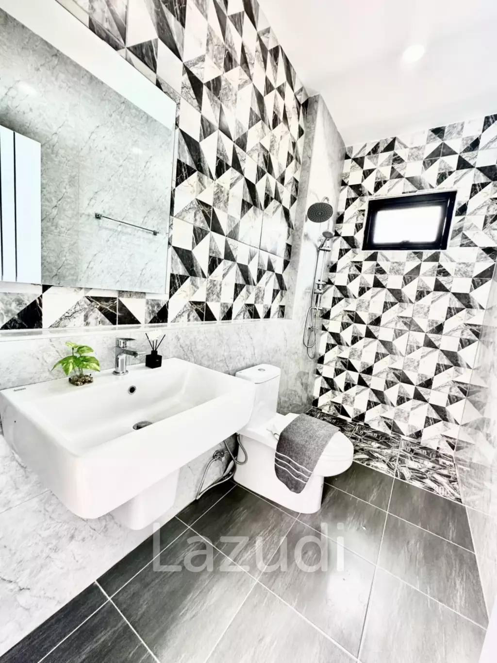 TONGTHARIN HUA HIN - New 4-Bed Pool Villa in Hin Lek Fai Hua Hin