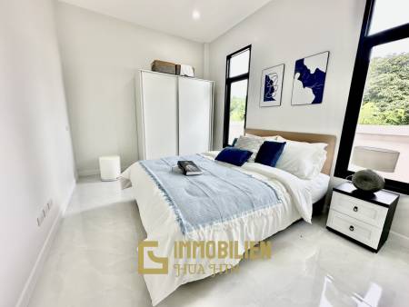 privater Pool / 4 Schlafzimmer + 4 Bäder / nah zu Geschäften und Restaurants