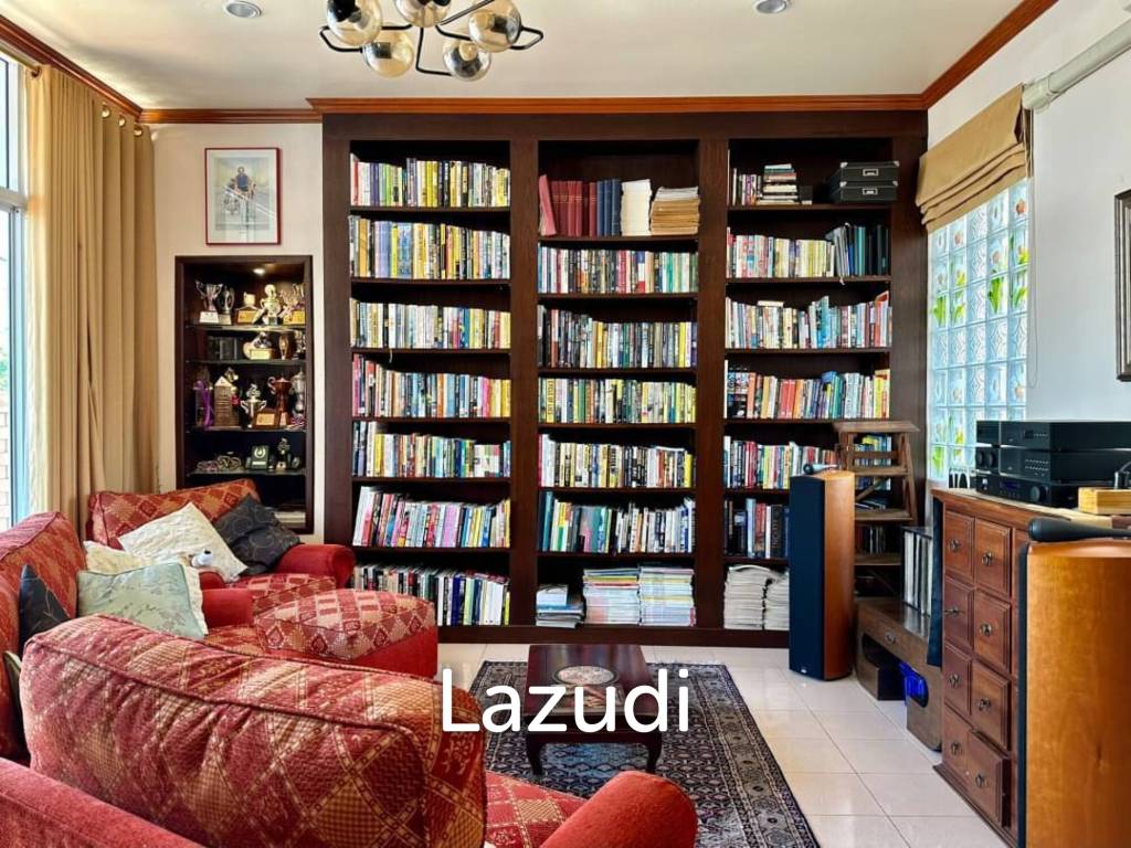 บ้านเดี่ยว 2 ชั้น 5 ห้องนอน ในโครงการบ้านจัดสรร อ.หางดง