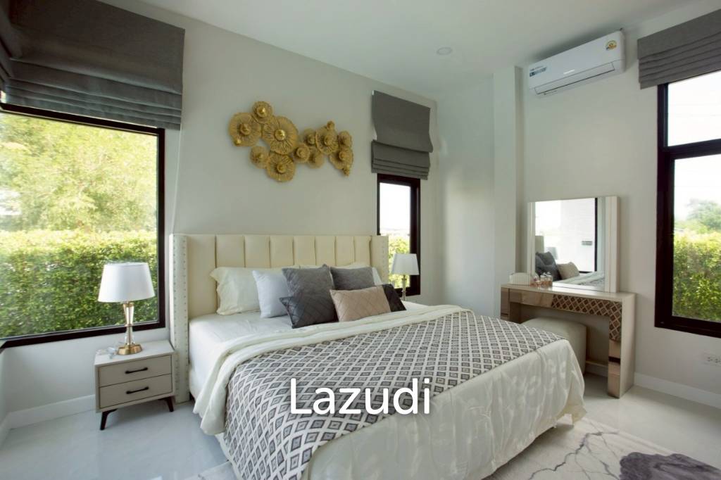 วิลล่าใหม่ 4 ห้องนอน 213 ตร. ม. พร้อมสระว่ายน้ำ ใกล้ตัวเมืองหัวหิน ในโครงการทองธารินทร์