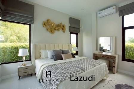 TONGTHARIN HUA HIN - 4 Bed 213 sqm Pool Villa in Hin Lek Fai Freehold