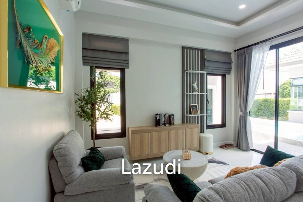 วิลล่าใหม่ 4 ห้องนอน 213 ตร. ม. พร้อมสระว่ายน้ำ ใกล้ตัวเมืองหัวหิน ในโครงการทองธารินทร์