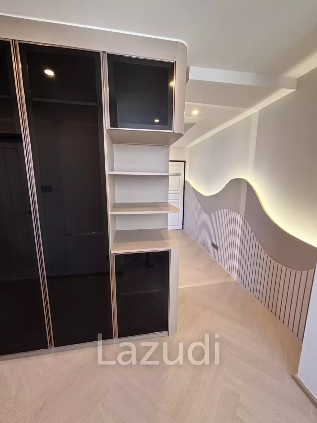 2 Bed 2 Bath 120 Sqm Supalai Place Sukhumvit 39