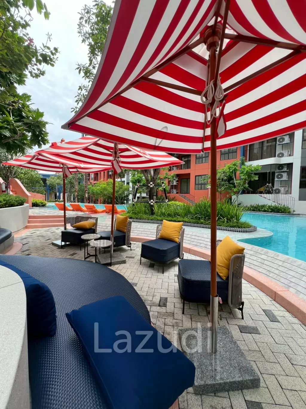 CABANAS : Pool Access 1 Bed Condo near the beach