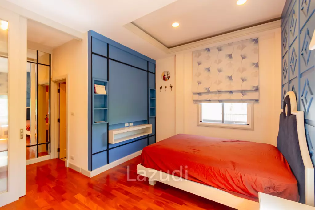 Luxury 2 Storey 3 Bed Tuscany Style at Cha-am