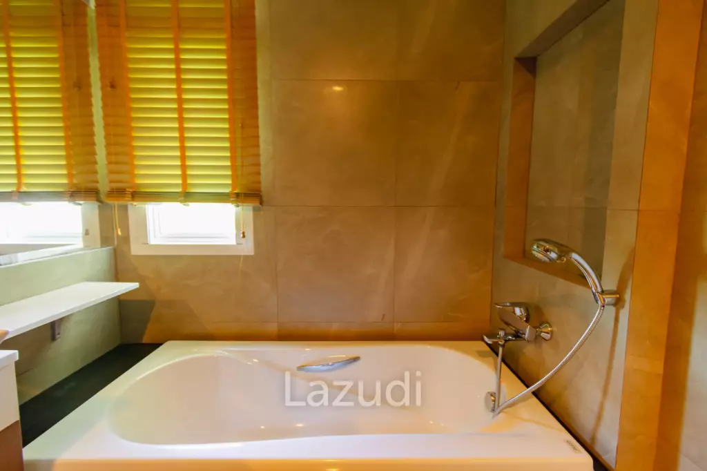 Luxury 2 Storey 3 Bed Tuscany Style at Cha-am