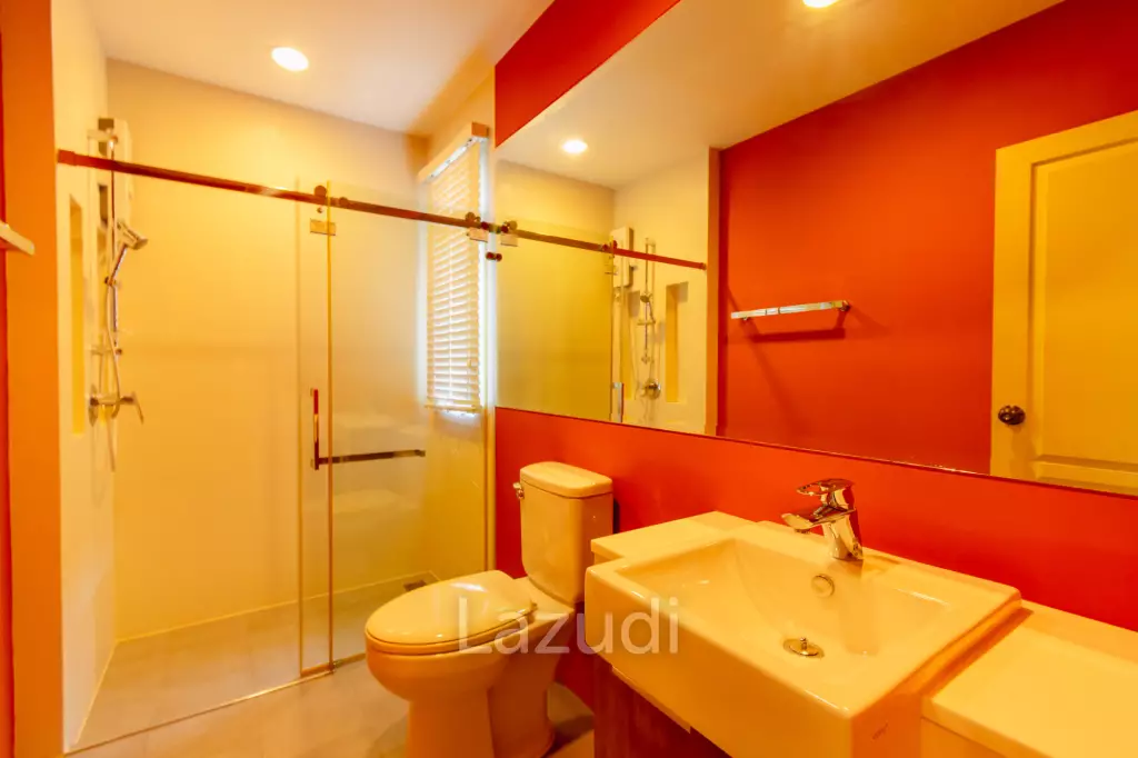 Luxury 2 Storey 3 Bed Tuscany Style at Cha-am