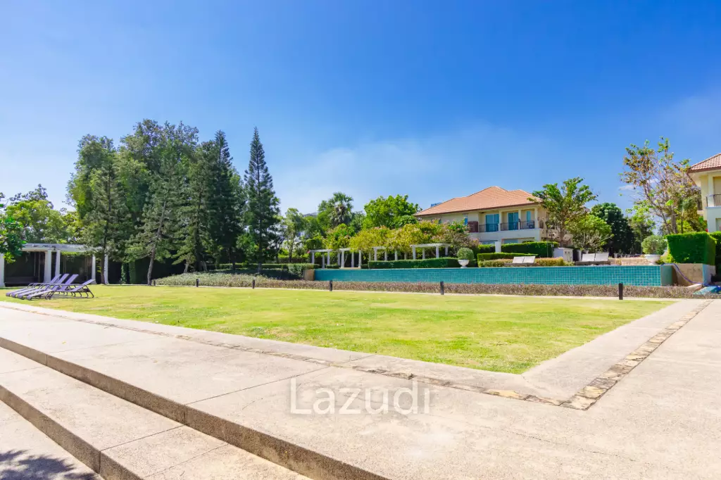 Luxury 2 Storey 3 Bed Tuscany Style at Cha-am