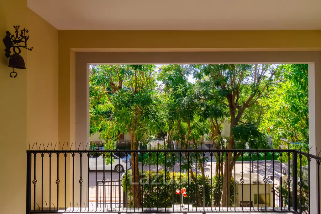 Luxury 2 Storey 3 Bed Tuscany Style at Cha-am