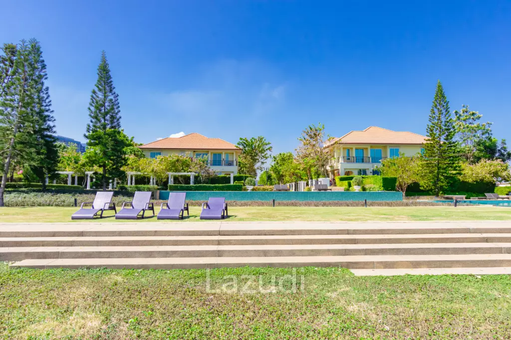 Luxury 2 Storey 3 Bed Tuscany Style at Cha-am