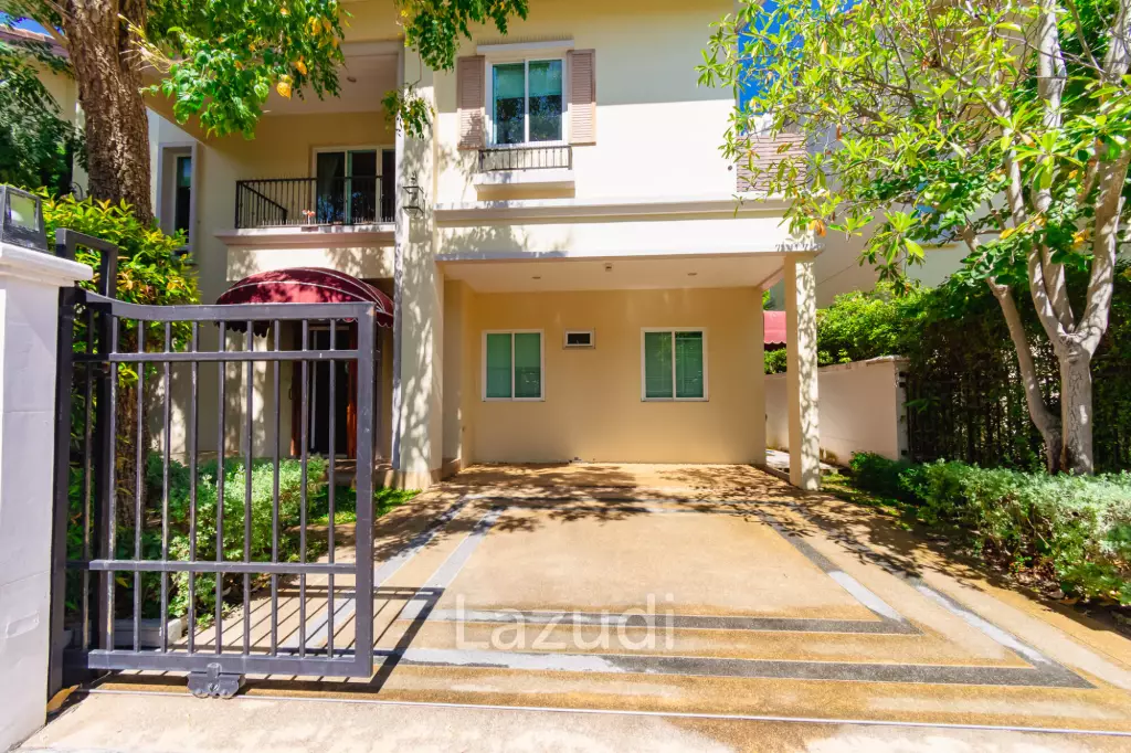 Luxury 2 Storey 3 Bed Tuscany Style at Cha-am