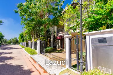 Luxury 2 Storey 3 Bed Tuscany Style at Cha-am