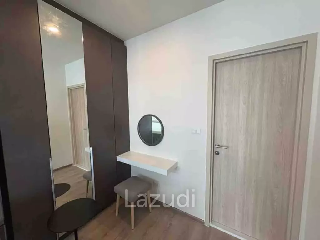 46 sqm modern 1 bedroom condo on 22nd floor at Nue District R9 Huai Khwang Bangkok