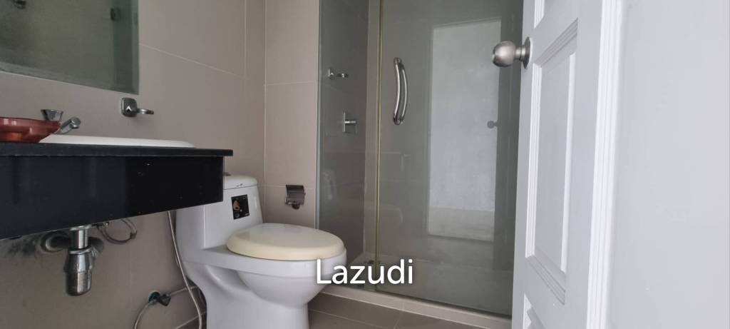 Studio 1 Bathroom 28 SQ.M. AD Hyatt Wongamat