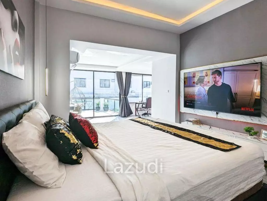 7 Bedroom 7 Bathroom 410 SQ.M. Eakmongkol Village