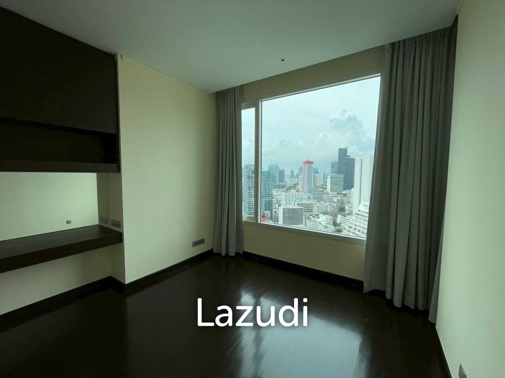 3 Bed 4 Bath  220 SQ.M The Infinity