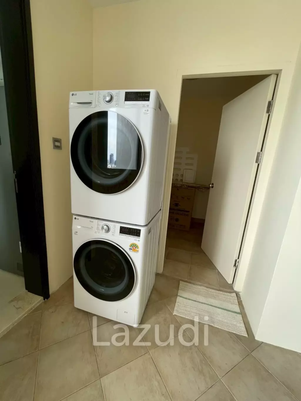 3 Bed 4 Bath  220 SQ.M The Infinity
