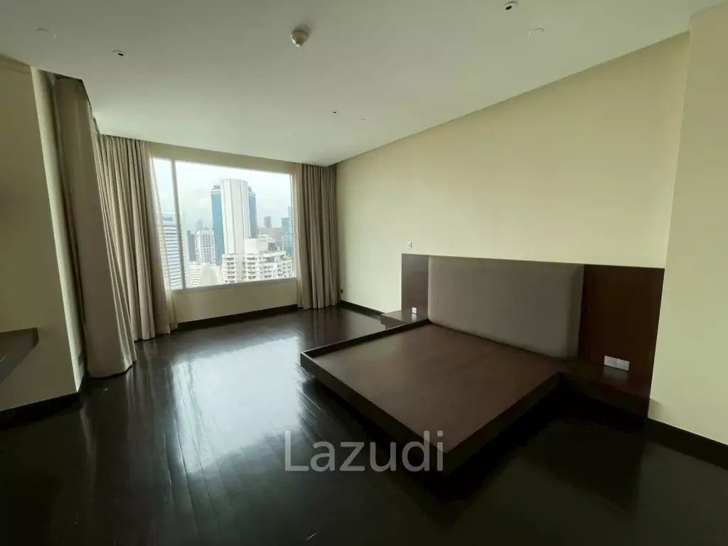 3 Bed 4 Bath  220 SQ.M The Infinity