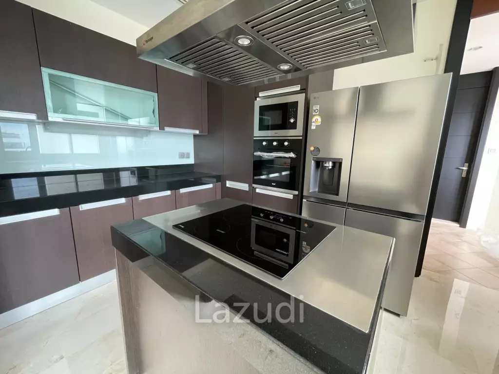 3 Bed 4 Bath  220 SQ.M The Infinity