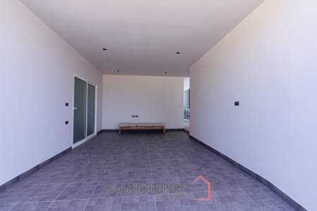 200 sqm modern pool villa in Thap Tai Hua Hin – Asai Villas new development