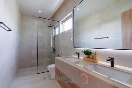 200 sqm modern pool villa in Thap Tai Hua Hin – Asai Villas new development