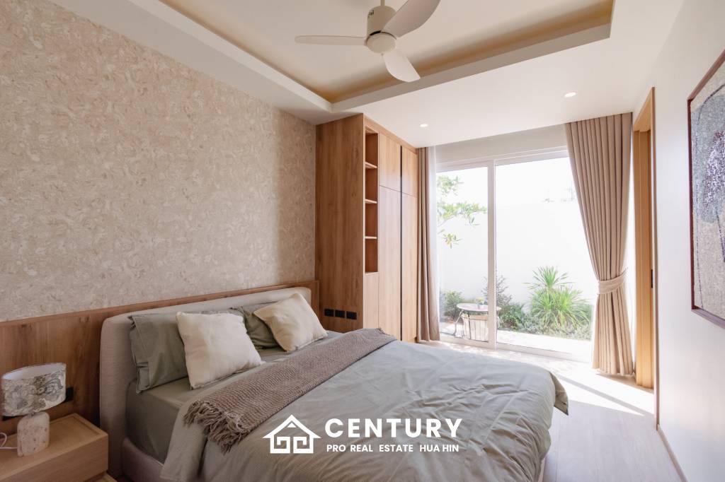 200 sqm modern pool villa in Thap Tai Hua Hin – Asai Villas new development