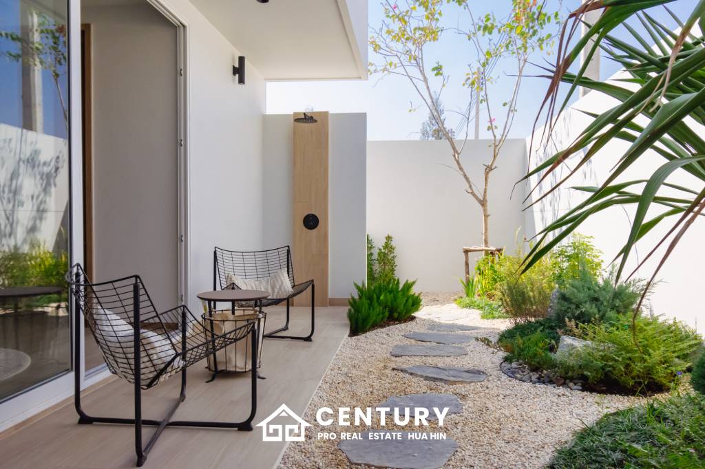 200 sqm modern pool villa in Thap Tai Hua Hin – Asai Villas new development