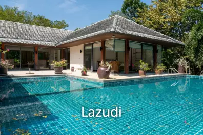 Modern Thai 4-Bedroom Villa within Walking Distance to Rawai Beach for Sale