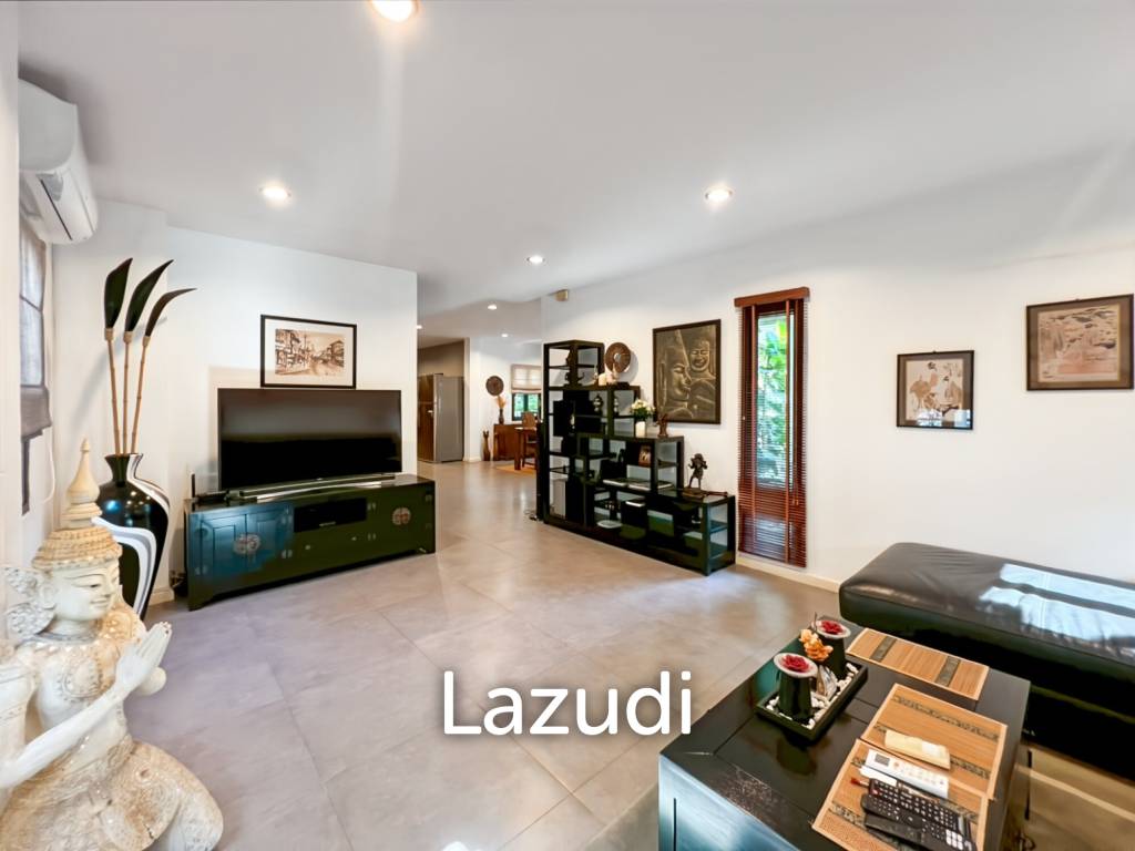The Heights 2: 4-Bedrooms with Private Pool and Garden