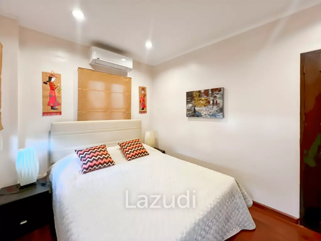 The Heights 2: 4-Bedrooms with Private Pool and Garden