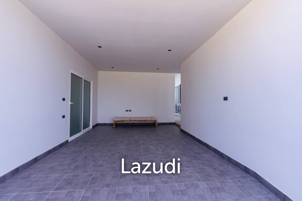 New Modern 220 sqm pool villa in Thap Tai Hua Hin