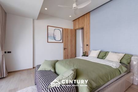 New Modern 250 sqm pool villa in Thap Tai Hua Hin