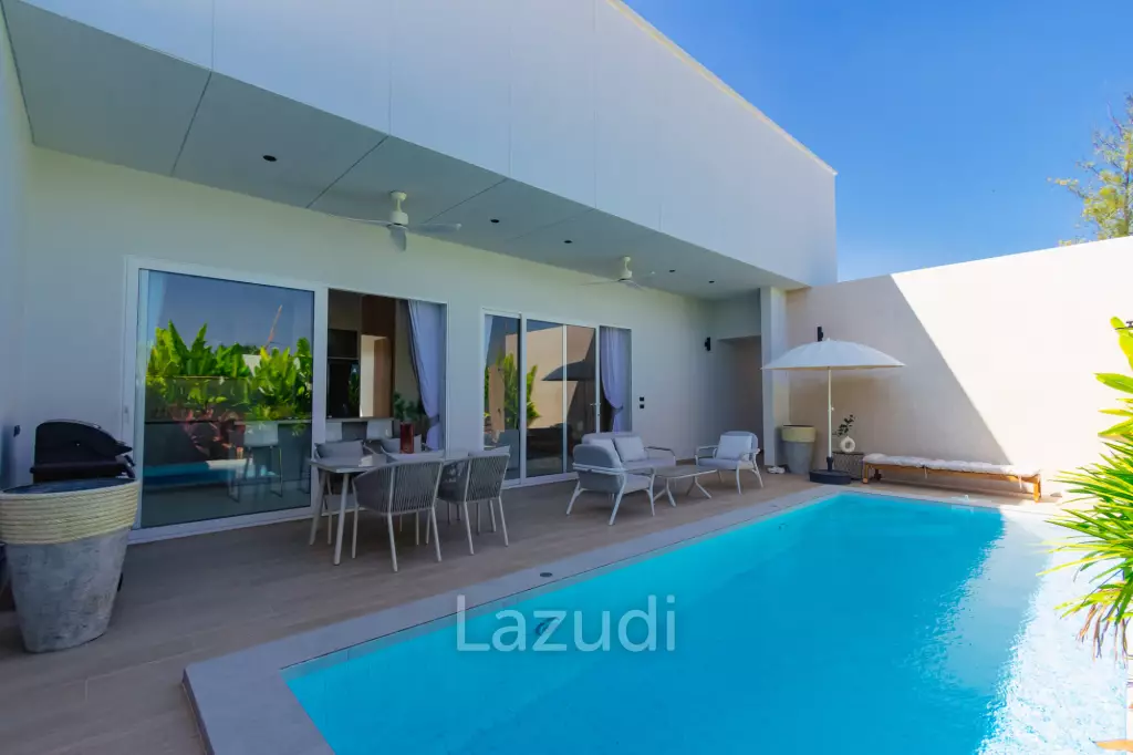 New Modern 220 sqm pool villa in Thap Tai Hua Hin