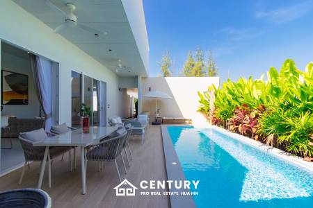 New Modern 250 sqm pool villa in Thap Tai Hua Hin