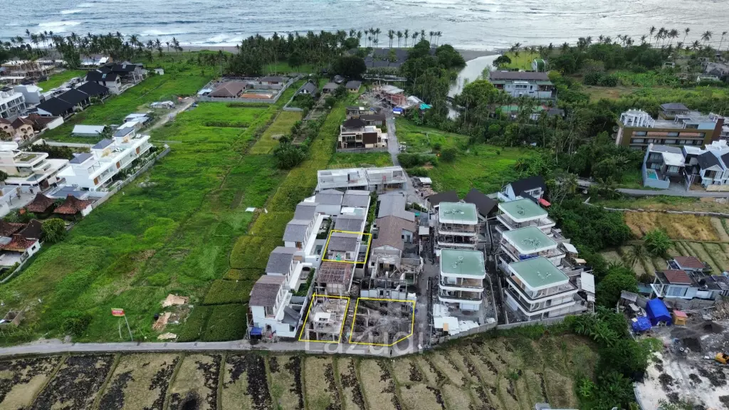 2 Bedroom Leasehold Villa for sale 200m from Seseh Beach Canggu