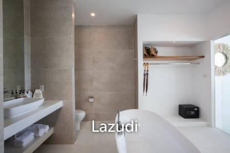 Spacious 4-Bedroom Villa with Sea View – Mae Nam