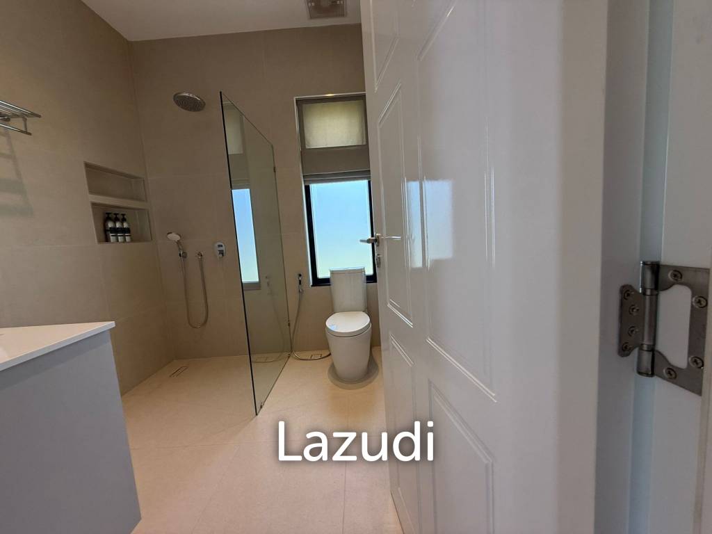 Large Luxury 6 bed pool vila